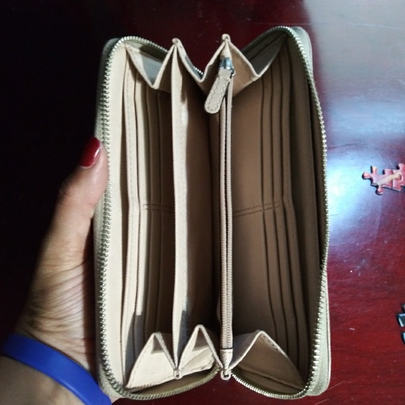 Coach Wallet - Picture 2 of 5